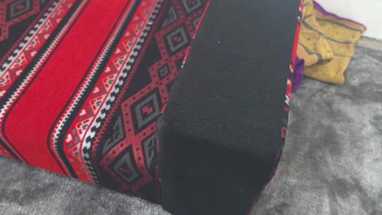 نعرض لكم شغلنا وتصميمنا ونجارتنا ودوشمتنا الديوان الأرضي موديل المضايف العربية الثابت مع الضمان المفتوح للجودة العالية لمواد العمل خشب ابيض روسي وبلوك بلاويد الأحمر والاسفنج إكسترا ضغط عالي عراقي واختيار اللون حسب الطلب شاهدونا وتابعونا عبر صفحتنا على الفيسبوك بفرعينا في محافظة ديالى بعقوبة و خانقين مع توفر التوصيل لكل #العراق 
https://www.facebook.com/share/16VGqnFH14/


**إذا كنت صاحب هذا الإعلان وتريد حذفه لأي سبب، رجاءا أرسل رسالة إلى الدعم الفني**