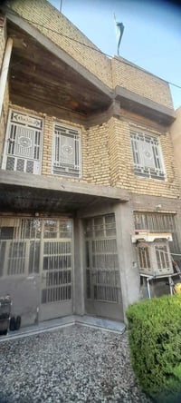 ٦٠ متر واجهة ٦ نزال ١٠ استقبال +مطبخ +غرفة نوم+ملحقات الطابق الرضي مدخ...