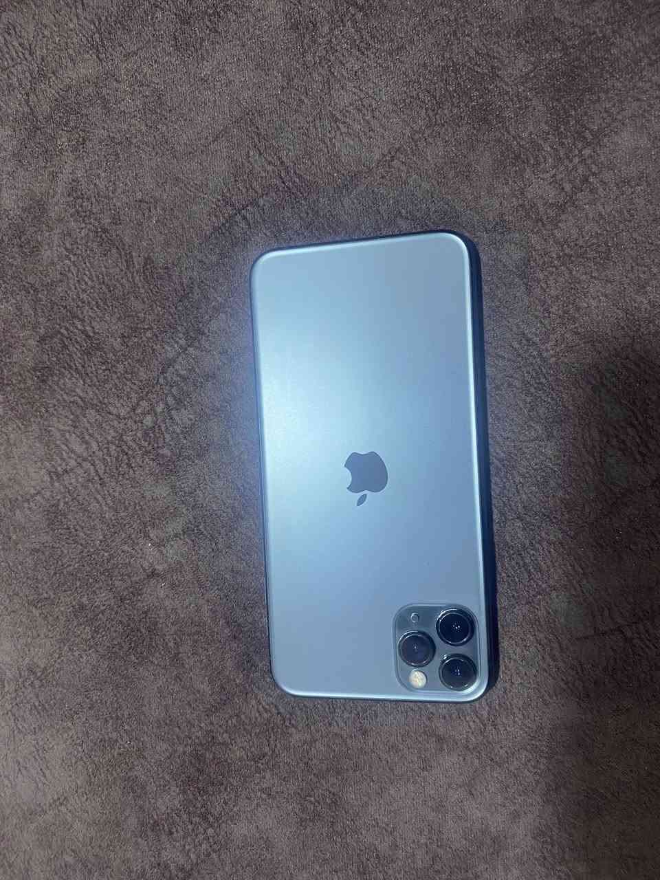 سلام عليكم
11برو ماكس 

للبيع 

البطاريه 81

ذاكره 256

نضافه فول تلفون وتر

السعر 400وبي مجال الشراي يتصل 

***********
