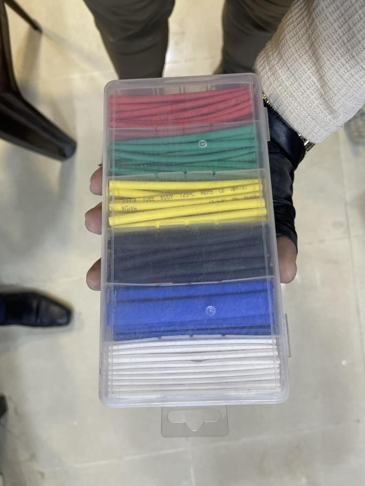 السلام عليكم اغراض بأسعار مناسبة ويوجد توصيل لكل المحافظات ♥️


**إذا كنت صاحب هذا الإعلان وتريد حذفه لأي سبب، رجاءا أرسل رسالة إلى الدعم الفني**