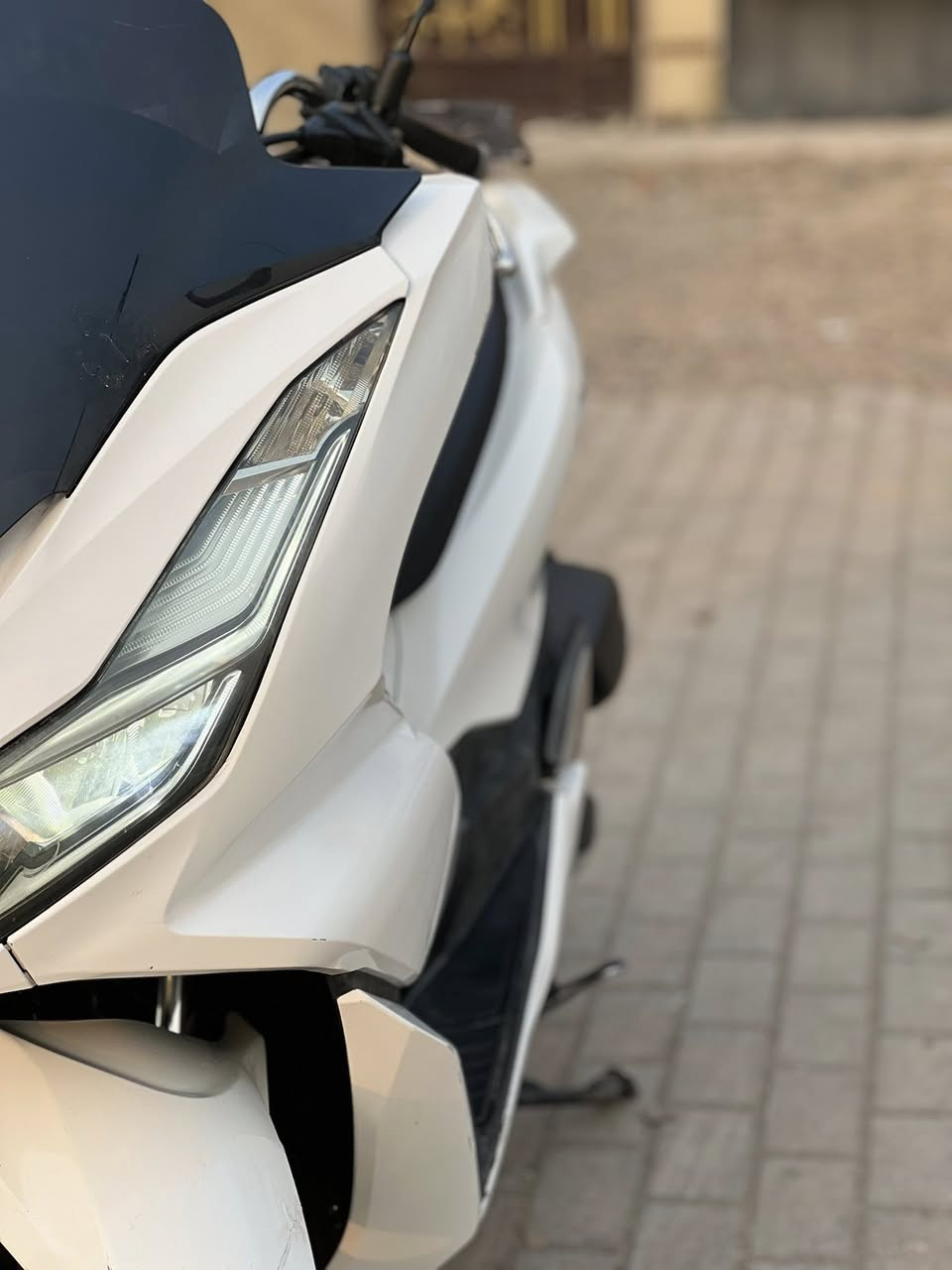 سلام عليكم دراجه بيسي اكس الجيل الرابع للبيع السعر 15ونص رقم الهاتف ***********
