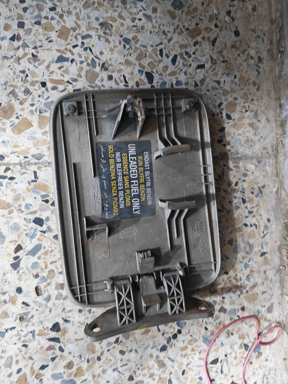 غراض كيا ريو اكسنت يرهم قمجه هاندبريك قبغ بانزين مصطره نوزلات جهاز شفط مري يرهم كل السيارات باقي الغراض، كدام العين مضلات هونداي تكسون ١٩  ***********
