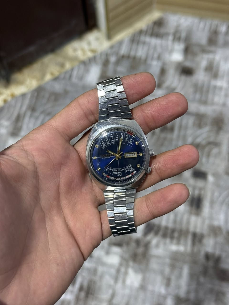 ساعة اورينت دولي
انتاج قديم
نافذة عرض الشهرية و اليومي 
قطر 44
نظافة عالية جدا 
شغل مضبوط 
سير  اصلي
السعر خاص 
يوجد توصيل جميع المحافظات 
***********
