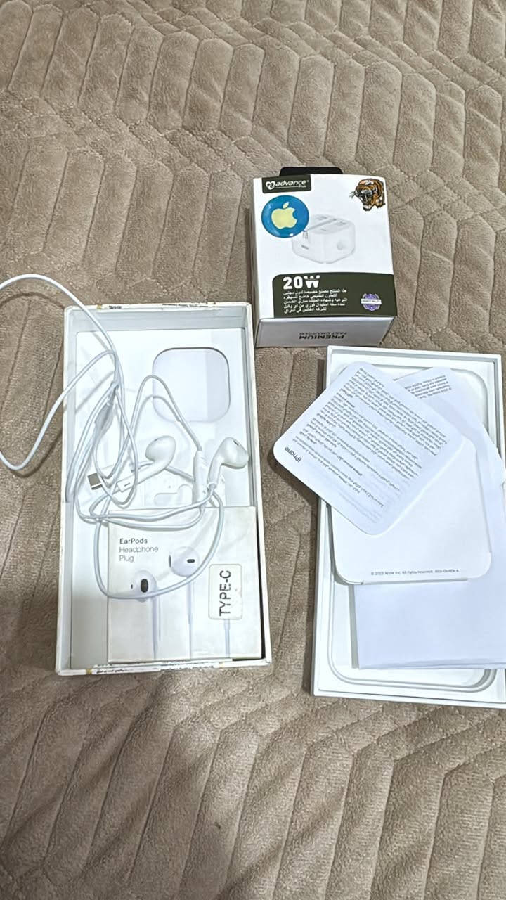 للبيع فقط ‼️👍
iPhone
15PRO MAX
نموذج M شرق اوسط عربي  A/AA
ذاكرة 256
نضافة98‎%‎
بطارية 88 🔋 
غراضه كامله 
ما مفتوح شرط الحاسبه 
العنوان النجف

السعر خاص
***********
