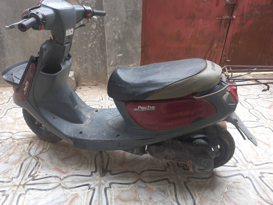 منغولي دراجه سلف هند. كهربائيات كله شغال  بيه صوت ماعرف شنو. السعر 175 وبيه مجال قليل  مكاني البوبيات ***********
