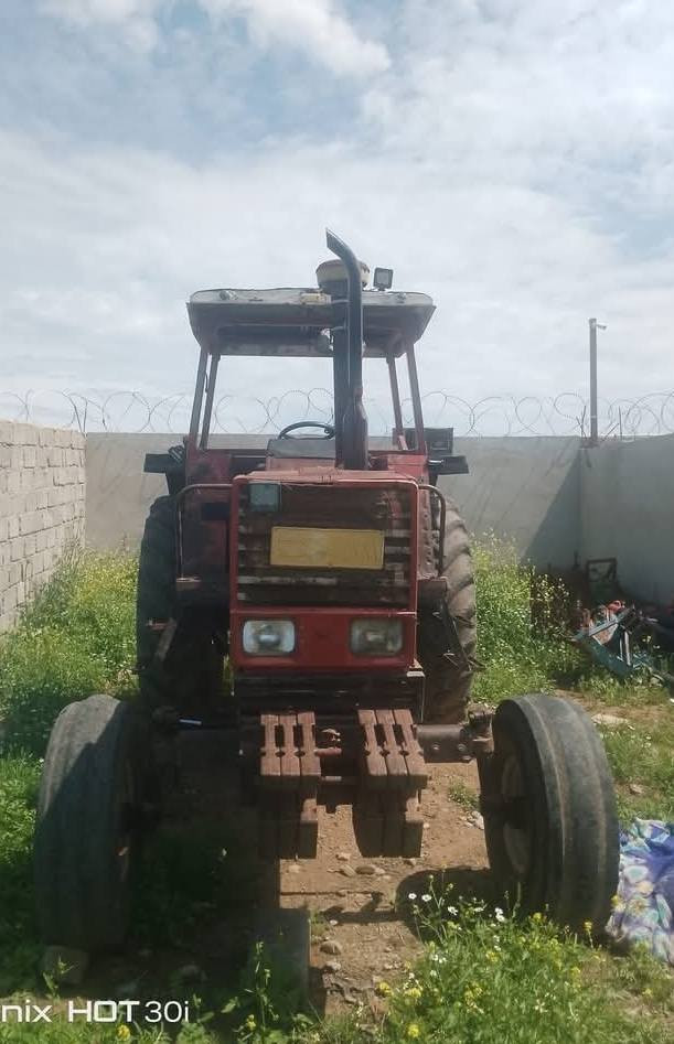 سلام وعليكم للبيع تركتر فيات حجم 115موديل 85كير مامفتوح رقم واسط للستفسار ***********
