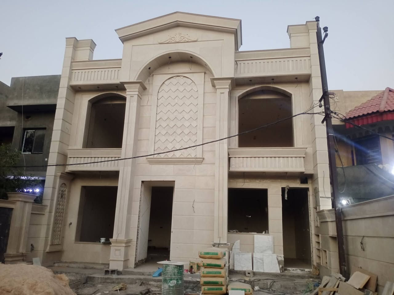 تغليف الواجهات بالمرمر والحجر والفوم التركي وعمل جميع الديكورات الواجهات حسب الطلب  ابو ياسر 
***********
