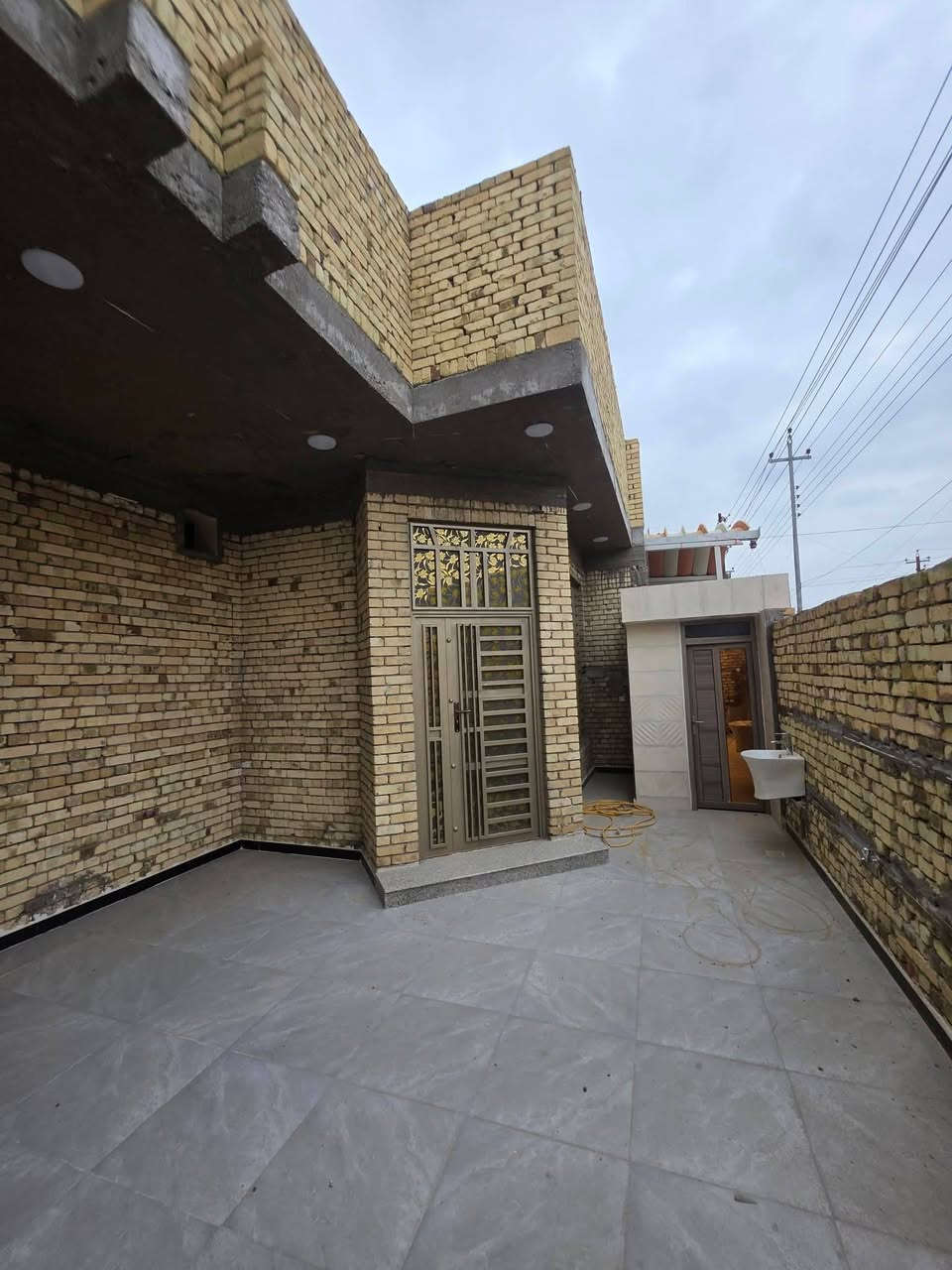 دار للبيع بلعراضات مساحة ٢٠٠متر طابق واحد بناء حديث ٢٠٢٦ على شارع ١٥ للاستفسار والاتصال على رقم ***********☎️📞
