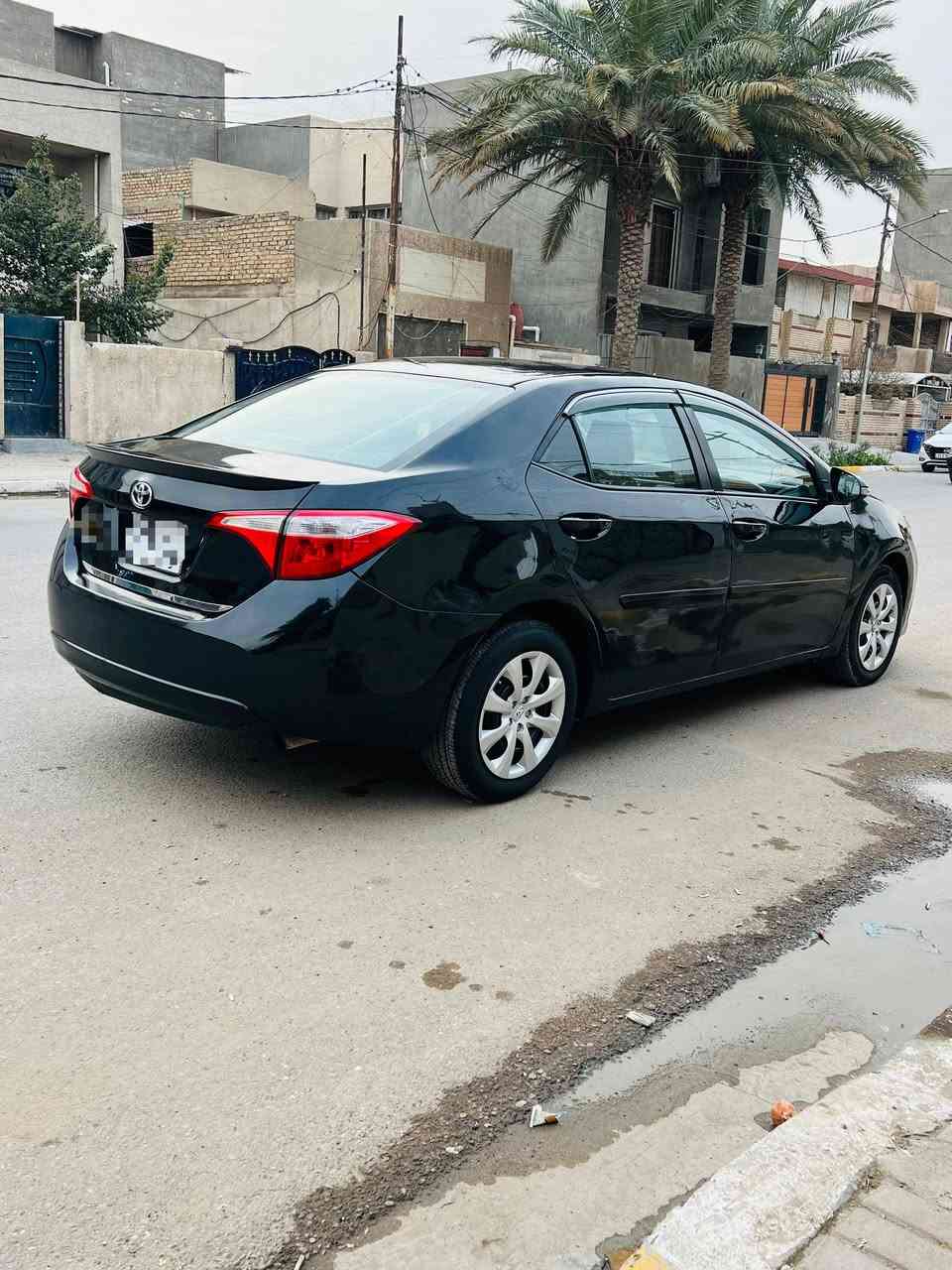 كورلا وارد امريكي LE
موديل 2014
رقم بغداد نكليزي ب اسمي
شاشه كبيره 
مود سبورت
كام خلفيه 
ايكو تقرير صرف الوقود
محرك 1800
كشنات اسود جلد
سياره تاخذها جاهزه اي نقص مابيها 
سعره ٩٣
الاستفسار الاتصال ع رقم 
***********
