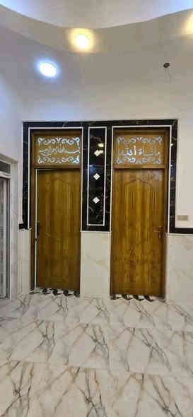 دار للــــــبـيــع فـي مـنطــقــة نـهــاونـد الــثـالـــثـة خلـف شــارع 20 🏠✨

قــــريــب علــــى الـمــدارس 🏫✨

المــســــاحة 200 مــتر   //   طــابق واحـد    //   طــابـو صــرف✨✨

يـحــتـــــوي علــــى غـرفـتـــيـن نـوم 2️⃣

،،،،،،،،،،،،،،،،،،،،،،،،،،،،،،،، 

دار للبيع 🏠 
في منطقة مغربة قرب مدرسة جعفر الطيار 🏫
وقريب على سوق مغربة ✨

المساحة 140 متر   ،،،،، طابق واحد 

طابو صرف ،،،،، بناء حديث جاهز للسكن 

للاستفسار اكثر الاتصال على صاحب العقار

 ***********
