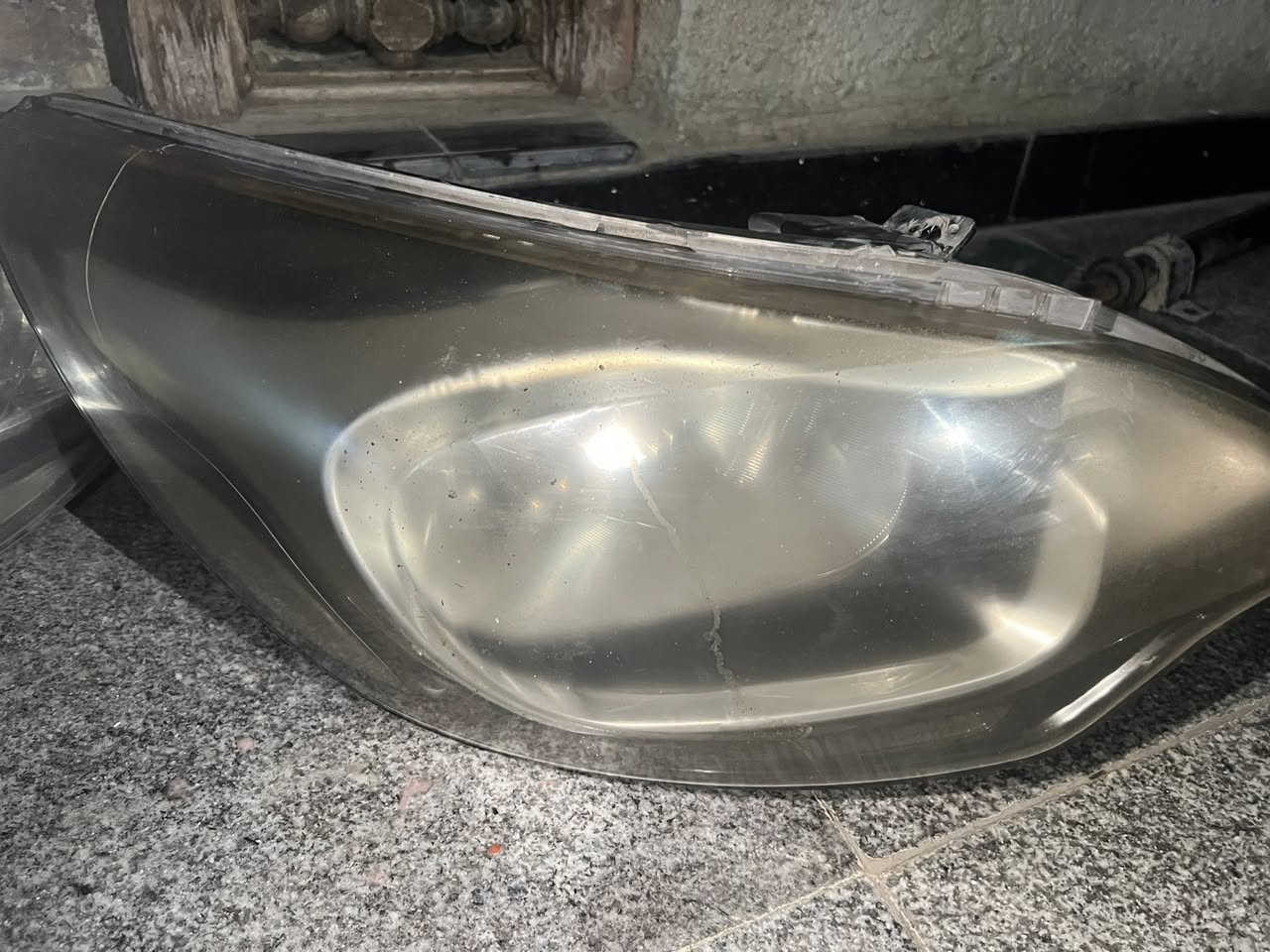 السلام عليكم

لايت كيا ريو 2013 صفحة اليمين خليجي

مشط ستيرن جديد كلش مال تفصيخ 
العنوان البصرة

‭0771 209 6382‬
