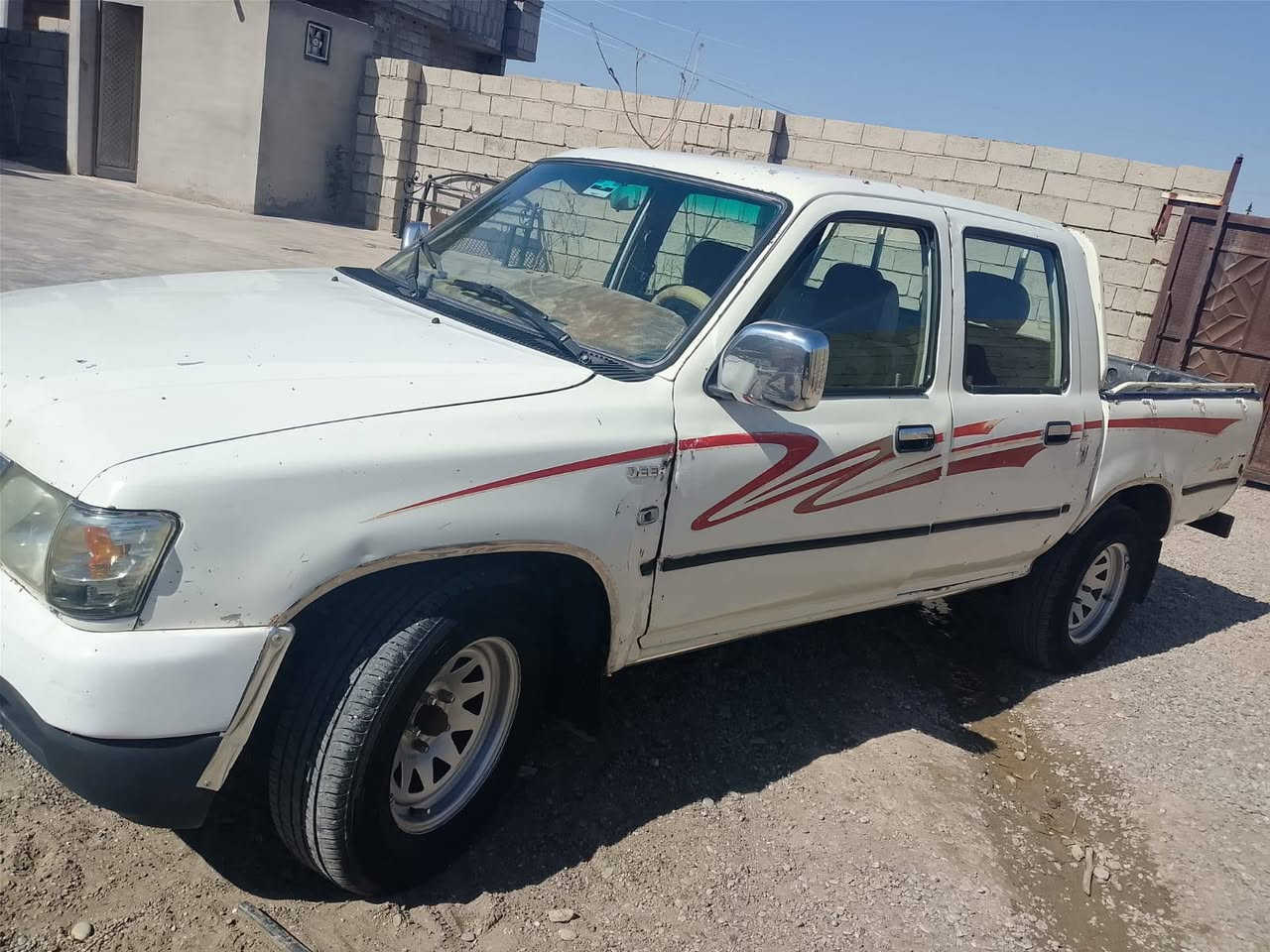 للبيع دير 2006 رقم الماني شرط التحويل أو وكاله محرك وكير بشرط شاصي بالشرط كشر بدون صبغ باور ماسحات تدفئه كهربائيات كله شغال السعر42 & وبيه مجال العنوان كركوك الحويجة مكلف بالنشر  استفسار  ***********
