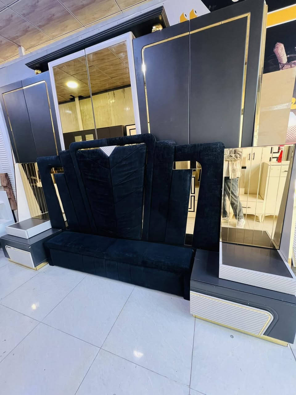 غرفة. تركي. مودرن ثقيل. نضام ابواب. كوالتي. عالي. لون مميز ٩قطع مليون او ١٠٠. واصل. كول. مناطق بغداد


**إذا كنت صاحب هذا الإعلان وتريد حذفه لأي سبب، رجاءا أرسل رسالة إلى الدعم الفني**