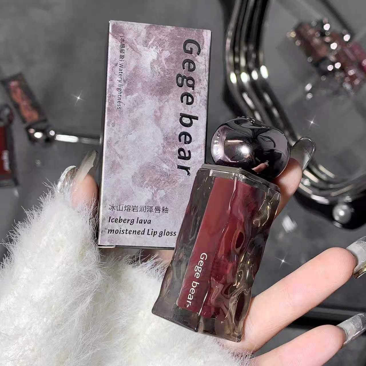 حمر من ماركة GEGE bear الكورية 🇰🇷🎀
متكونه من ٦ الوان 
ذات ملمس ناعم لاتشقق الشفه وثابته 
حرفيا تموت ✨
للحجز ع الخاص 
متوفر توصيل 🚚 
#اكسبلورexplore #حمره_سائلة_ثابتة_وناشفة #منتجات_تجميل #مكياج_كوري #likeforlikes


**إذا كنت صاحب هذا الإعلان وتريد حذفه لأي سبب، رجاءا أرسل رسالة إلى الدعم الفني**