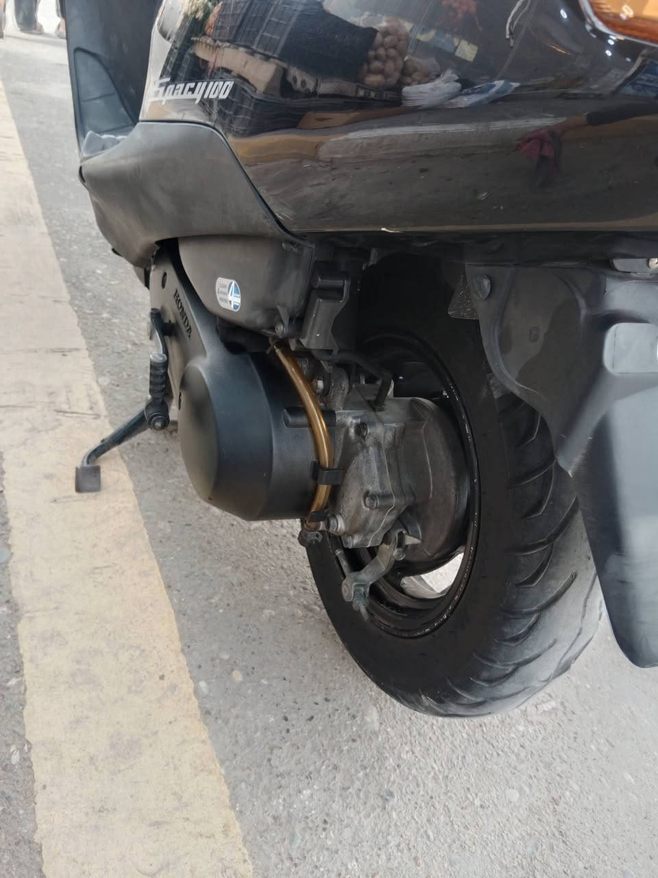 سبيسي ياباني للبيع دراجة جديدة مال رمبة صار 4 أيام من نازلة مكفوله كفرات اصلية خمس اختام كله اصلي كفالة عامة شراي الاتصال على الرقم: 
***********
