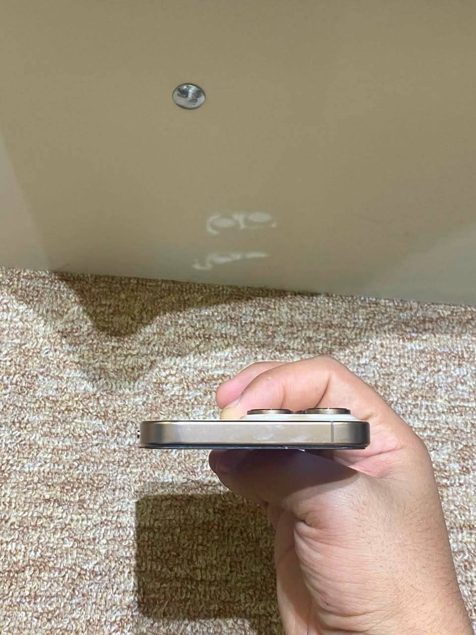 ايفون 16برو ماكس
لون ذهبي 

بطاريه92

ذاكره 256

لون ذهبي 

مبدل شاشه اصليه من ابل

السعرً:1250بي مجال بصيط
***********
