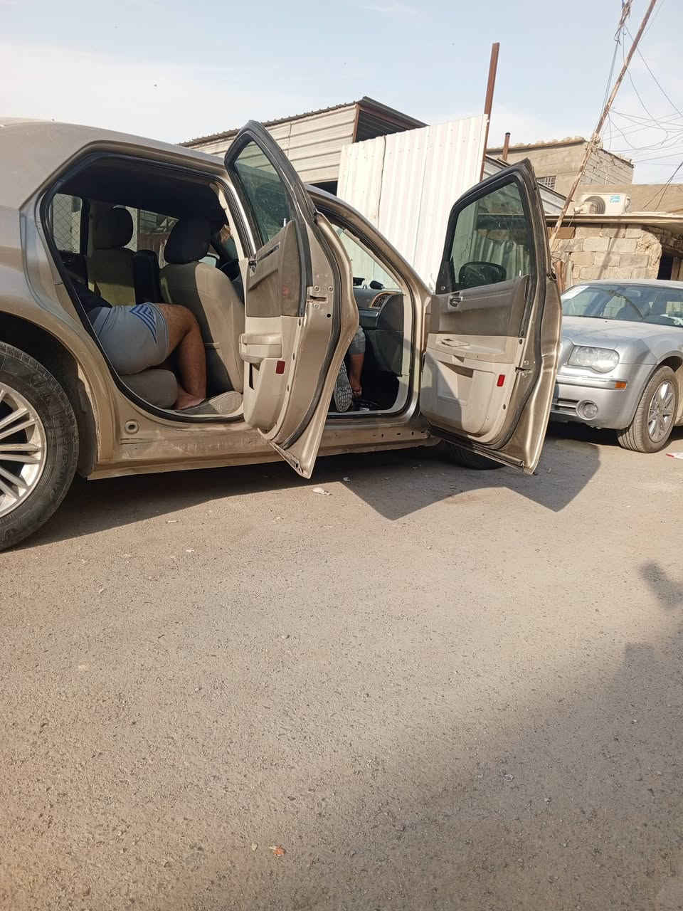 للبيع موديل 2008سياره مصبوغه حزام للجماليه بيهه ضربه بل بجم سياره  رقم شمالي تحويل ثاني يوم كير ومكينه خير من الله رقمي ***********
