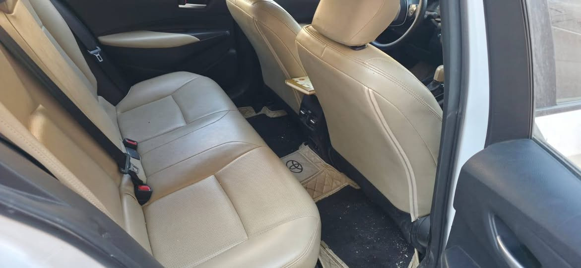 هیچی نیە تەنها دوجێی بجوك pdrوکارتە لەچاملغی لا سایەق ٣٣٠٠٠هەزار رۆیشتیە
***********
*********** أربيل, العراق
