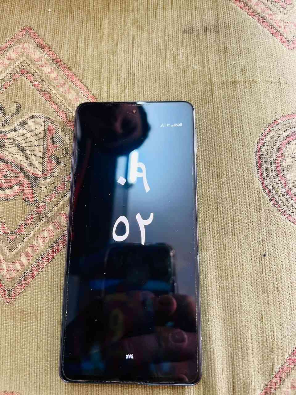 السلام عليكم 
العملاق الامريكي 
motorola edge plus 5G UW (2022)
 موتورولا ايدج 30 بلس 2022 

الذاكره 128  الرام 12+12
مواصفات الهاتف :
-الشاشة: OLED مقاس 6.7 بوصة، دقة FHD+ (2400 × 1080)، ومعدل تحديث 144 هرتز.
-المعالج: Qualcomm Snapdragon 8 Gen 1.
-الكاميرا الخلفية: ثلاثية 50 ميجابكسل (رئيسية) + 50 ميجابكسل (زاوية واسعة) + 2 ميجابكسل (عمق).
-الكاميرا الأمامية: 60 ميجابكسل.
-البطارية: 4800 مللي أمبير مع شحن سريع 30 واط.
-الذاكرة الداخلية (Storage): 128 جيجابايت.
-الذاكرة العشوائية (RAM): 12+12جيجابايت.
-الاتصال: يدعم شبكات 5G. السعر 180قفل 
عنوان موصل جانب الايمن


**إذا كنت صاحب هذا الإعلان وتريد حذفه لأي سبب، رجاءا أرسل رسالة إلى الدعم الفني**