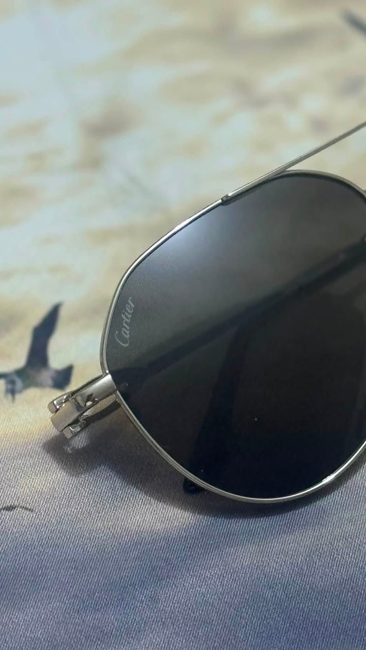 Cartier aviator 🔥🔥📌
فرنسي اورجنال

رقم موديل  ct0364s 

قطعه غير قابله للتكرار

اورجنال زيرو كامل ملحقات اصليه

عدسات تعاون مع شركة زايس الالمانيه

حجم فوق وسط وبلس📌

للحجز والاستفسار خاص رجاءً


**إذا كنت صاحب هذا الإعلان وتريد حذفه لأي سبب، رجاءا أرسل رسالة إلى الدعم الفني**