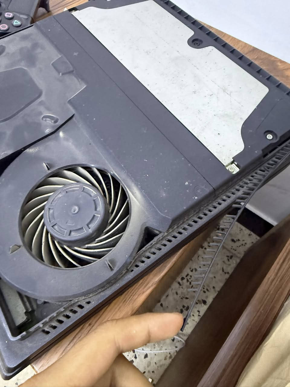 PS4 pro مهكر
المواصفات والمرفقات:
1TB سعة *
* مهكر وجاهز للعب
* 10 ألعاب مثبتة
* 2 جويستك
* جميع الكيبلات والملحقات كاملة
مناسب للّي يريد جهاز جاهز بدون مصاريف إضافية، شغل والعب مباشرة.
السعر: (350)
للتواصل على الخاص


**إذا كنت صاحب هذا الإعلان وتريد حذفه لأي سبب، رجاءا أرسل رسالة إلى الدعم الفني**