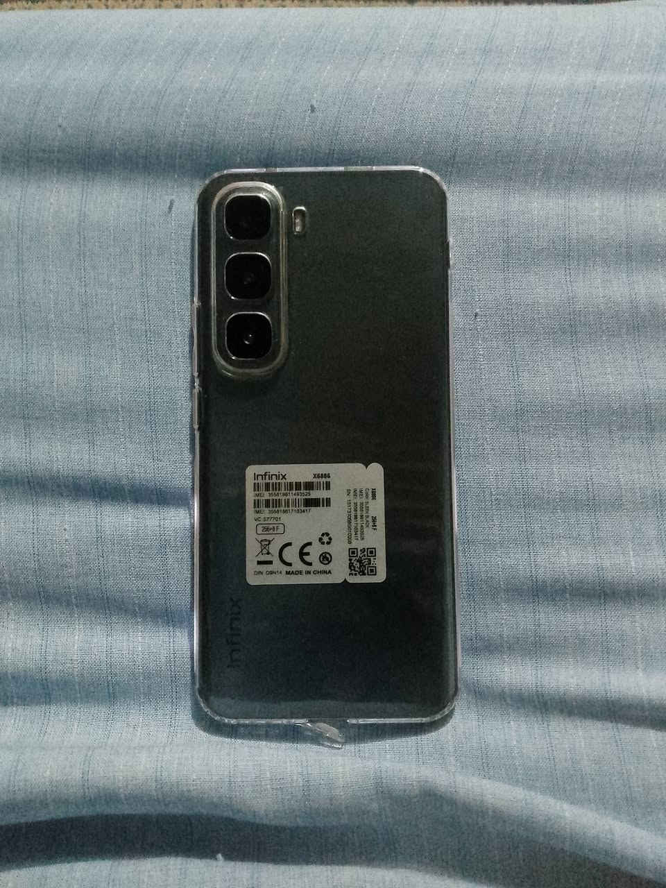 سلام عليكم موبايل Infinix HOT 60 Pro+ مستخدم 15يوم نضيف الذاكرة 256الرام 8 السعر 250 الف للاستفسار ***********
