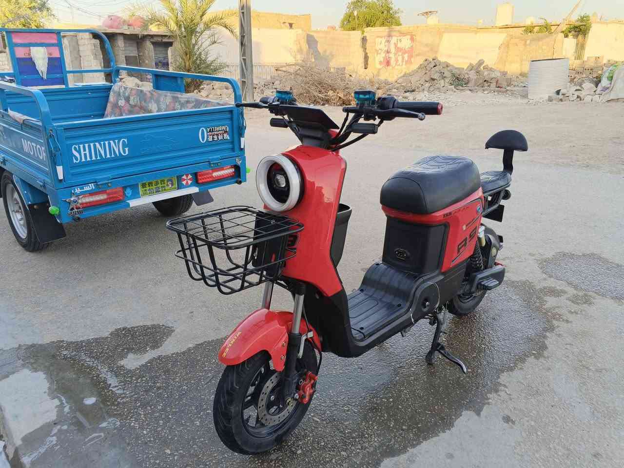 سلام عليكم شباب دراجه شحن ار تسعه شركه ريان كامله مكمله كهرباءيات كله شغاله اليريده يخابرني ***********
