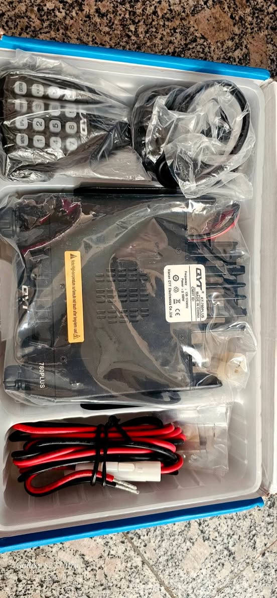 كل عام وانتم بالف خير
الغوالي اخر قطعه جديده لوك بعيد المدى
QYT 100W VHF 
السعر 200 الف مع كيبل 5 متر


**إذا كنت صاحب هذا الإعلان وتريد حذفه لأي سبب، رجاءا أرسل رسالة إلى الدعم الفني**