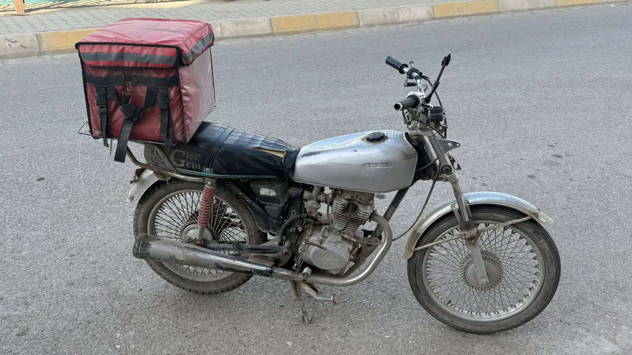 دراجة للبيع السعر ٢٠٠
للتواصل ***********
