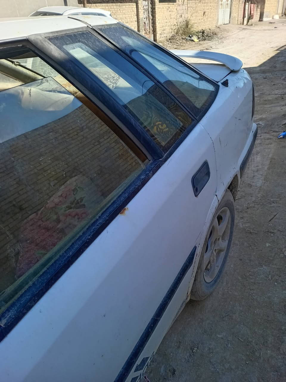 السلام عليكم للبيع اسبرو ٩٥ مشروع وطني سنويه ساقطه اللوحه الخلفيه مفقوده السعر 15 $ ***********

