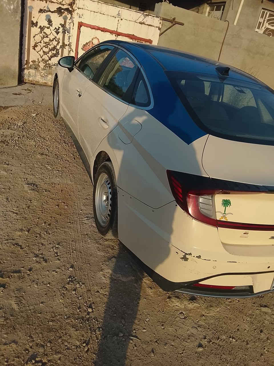 سلام عليكم سوناتا 23 كير مكينة بطاريات صدر جدد سيارة معلاية اصل 21 سيارة مابيهة حادث فقط صبق اثر ستيكر 3 قطع رقم بغداد بسمي ***********مكاني بغداد جسر ديالى
