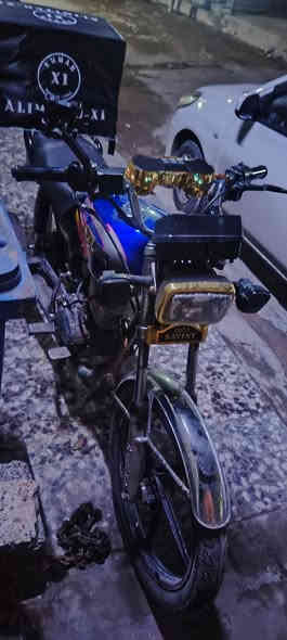 السلام عليكم اخوان دراجه سولنك 2023 دراجه تخبل خير من الله نقصها بس بريك امامي دراجه تخبل شلعه معدل كربائيات كامله مابيها نقوصات السعر 700 وبيها مجاا تواصل *********** عنواني بغداد دوره ابودشير
