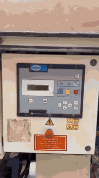 بيع مولد بيركنز اف جي ولسن اصلي 165 كيفي مامفتوح شرط فحص كامله مع بورد مع خزانات مع غرفه سندويج 
***********
