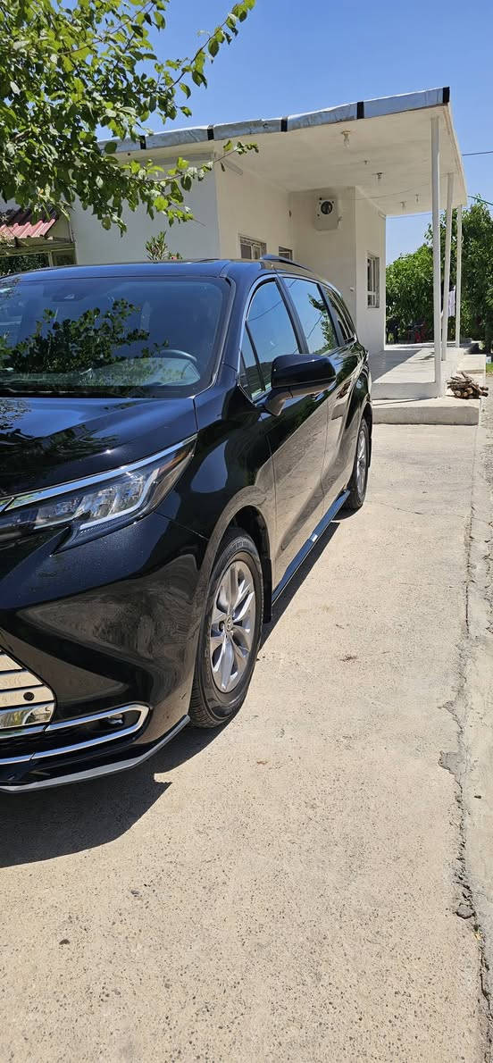 اللهم صلي وسلم وبارك على سيدنا وحبيبنا محمد تيوتا سينا ٢٣ رقم بغداد بأسمي جديده لوك مكفوله كفاله عامه مطلقه من كلشي مكفوله من بارد اوزلغ اوحالوب اوغرق شرط فئة XLE معروفه مواصفاتها دون ذكر التفاصيل بسعر ٣٣٥ ورقه وبيها مجال مكان السياره الانبار هيت للاتصال وتفاصيل اكثر يرجى الاتصال على الرقم *********** اتصل واني خادم أبو ايهاب
