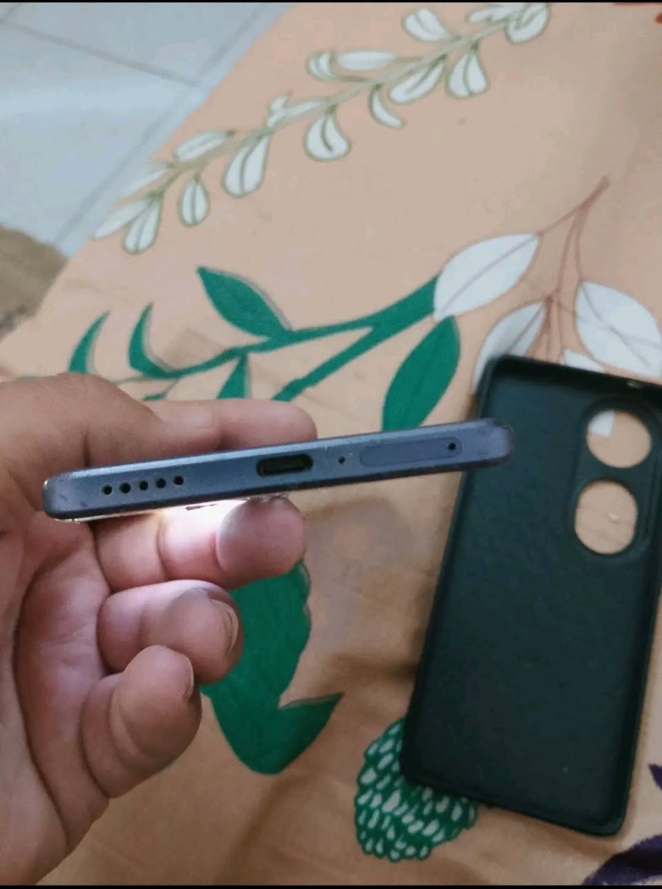Vivo v40
للبيع او مراوس سعره 400
الجهاز بنظافه 1000000 بال 100 
ذاكره 128 رام 8 + 8
دبل خط
نسخة عالميه 
كاميرات حالها حال  كاميراتVivo x100 pro
نسخة عالميه  مكفول من كلشي 
معالج sn 7 s gen 3
ببجي وبقيه ل العاب 120 فريم
مكاني بغداد حي البساتين


**إذا كنت صاحب هذا الإعلان وتريد حذفه لأي سبب، رجاءا أرسل رسالة إلى الدعم الفني**