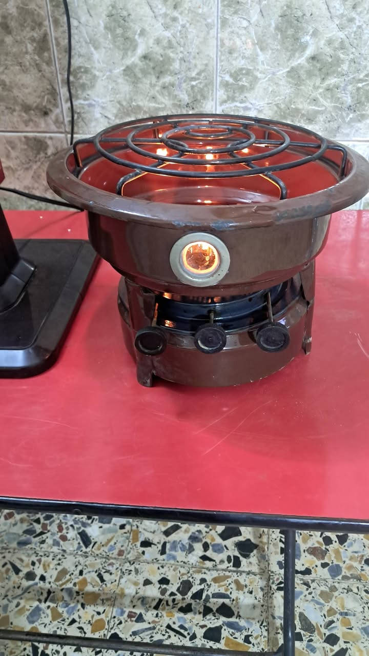 لمبة روماني نظافة عالية شغالة السعر ٦٠الف قفل يوجد توصيل


**إذا كنت صاحب هذا الإعلان وتريد حذفه لأي سبب، رجاءا أرسل رسالة إلى الدعم الفني**