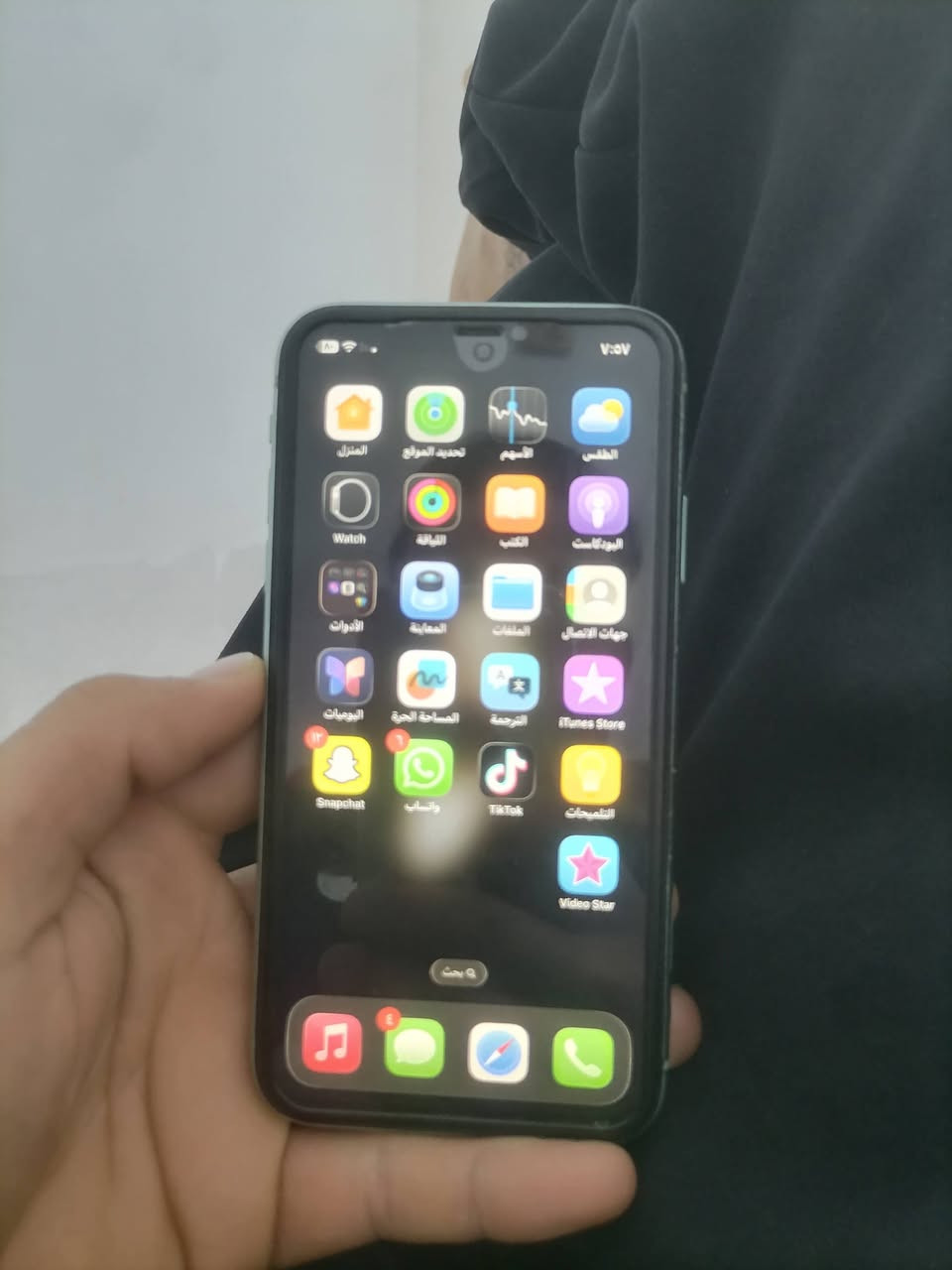 السلام عليكم ايفون 11 عادي السعر نار بالخاص ***********
