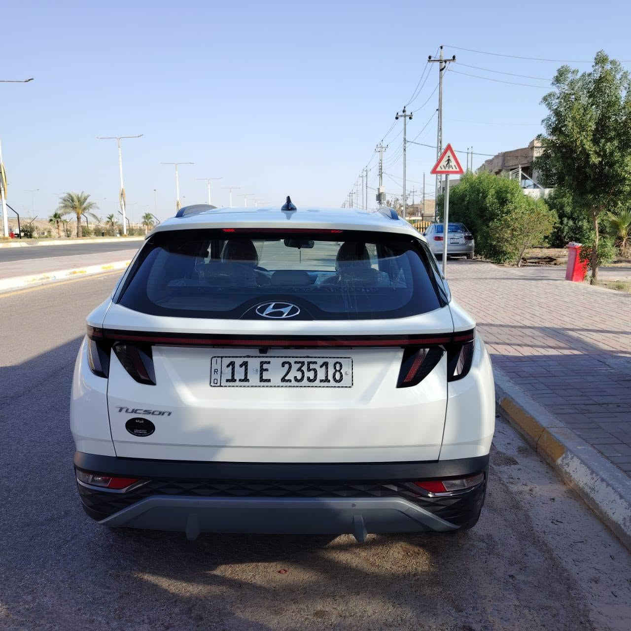 سلام عليكم مكلف بالنشر للبيع هونداي توكسن 2024 خليجي رقم بغداد دولي مكفوله من صبغ ولبارد ماشيه 59 فول مواصفات عدا بانوراما  بصمه تشغيل هندبريك بصمه كشنات كهرباء بردات خلفيه حساسات امامي خلفي كامره دواره داخل بيجي سعر 193وبيه مجال مكاني فلوجه جغيفي الثانيه/***********
