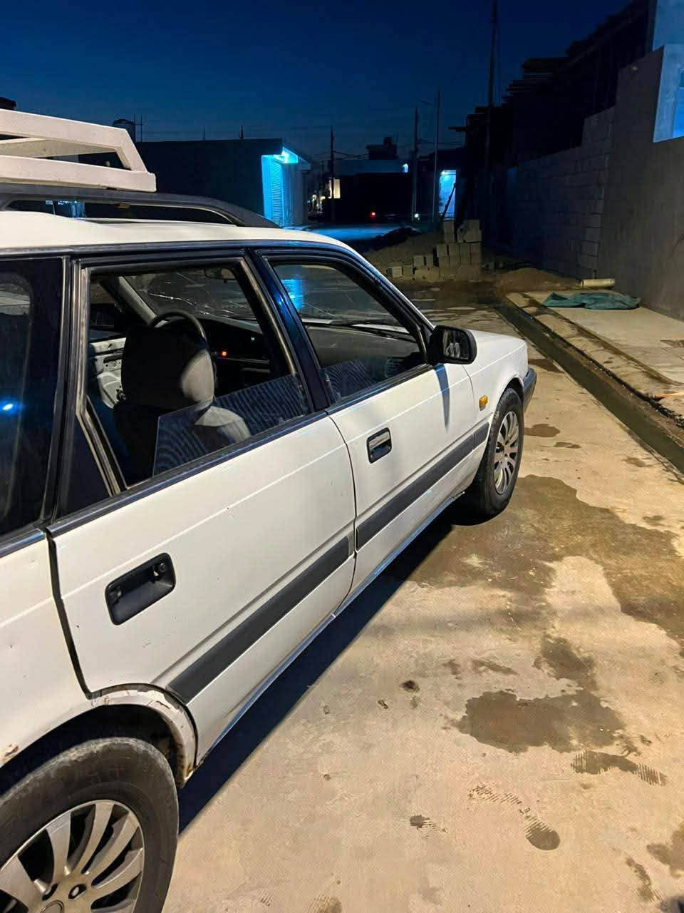 تحيه طيبه……
مكلف بالنشر''''
للبيع مازدا ستيشن موديل 1990 
گير عادي 
محرك 8 بخ 
سياره نضيفه بدون نواقص 
تخم تاير جديد بدون صبغ السياره 
سنويه جديده 
السعر 25 ورقه وبي مجال بسيط 
مكان السياره ديالى خانقين 
للاستفسار الاتصال بصاحب السياره 
*********** خناقين, ديالى
