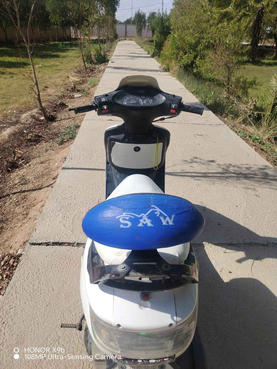 مكفول جيب مصلح وفحص  450
بيها مجال 
دراجه نكره سلف برغي ما عايزه
شرط شلعه معدل
لايت زنون اشاير لد
عنوان 
مشخاب ناحية القادسيه


**إذا كنت صاحب هذا الإعلان وتريد حذفه لأي سبب، رجاءا أرسل رسالة إلى الدعم الفني**