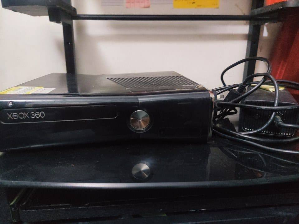 مكلف بالنشر من رخصت الادمن اكس بوكس 360 مهكر
عدد الالعاب 90 لعبة
السعر 130وبي مجال
للتواصل ***********
