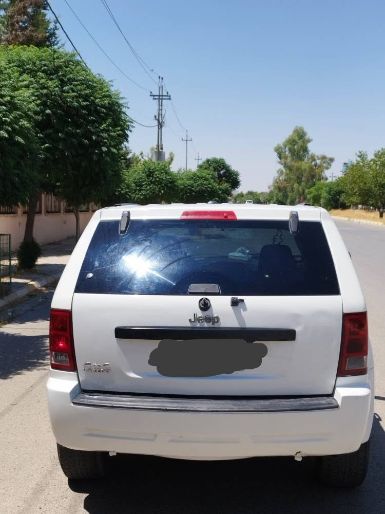 بەناوی خوا
jeep cherokee grand laredo 2008 
بۆفرۆشتن رەقەم بەصرە بەشەرتی ئەوەیلات و حاسیبە و غەرامە و باناوکردن سەنەوی بەسەرچوە 
گێر و مەکینەی بیلادی شەش بستۆن بەشەرتە 
کارەبای بەشەرتە تەبریدەکەی تەنها غازی دەوێت  
قەرزو قیستم نیە 57 وەرەقەو مەعمەلە 
نامە بنێرن شمشمل, السليمانية


**إذا كنت صاحب هذا الإعلان وتريد حذفه لأي سبب، رجاءا أرسل رسالة إلى الدعم الفني**