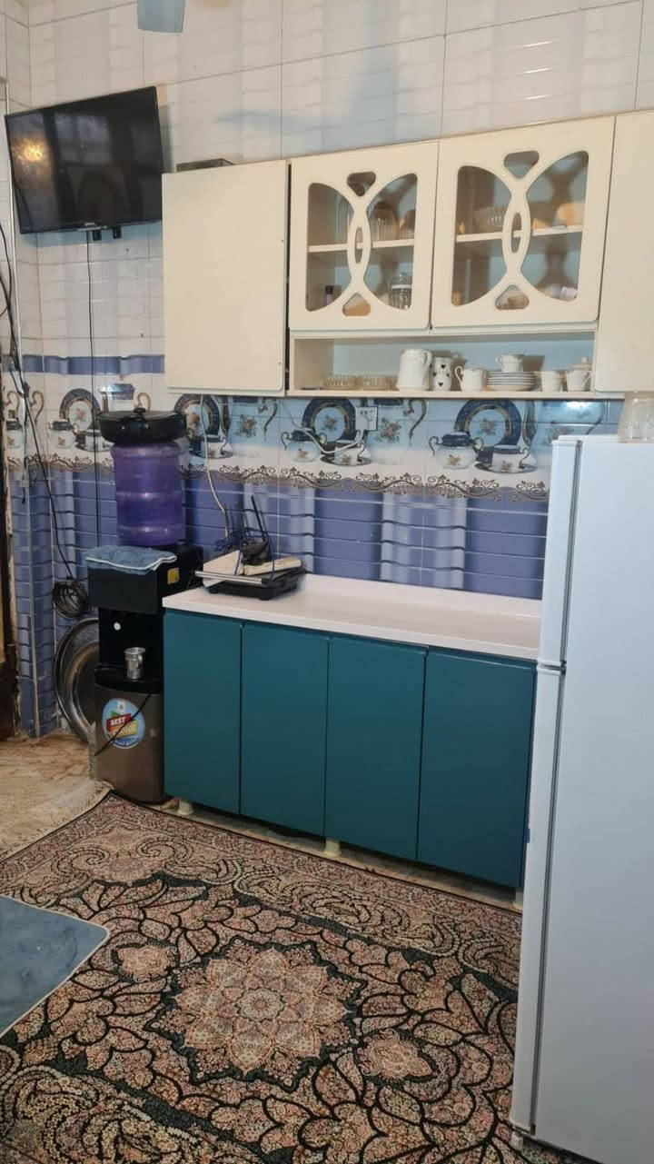 🏡 بيت للبيع – حي الصحة / فرع أبو النسر

📐 المساحة: 100 متر
📜 السند: طابو زراعي – سند 25
🏗️ البناء: حديث – طابقين
📏 عرض الشارع: 8 متر
📏 الواجهة: 7.5 متر

🔹 تفاصيل الطابق الأول:
• غرفة نوم
• هول
• استقبال
• مطبخ
• كليدور
• مناور عدد 2
• صحيات داخلية وخارجية

🔹 تفاصيل الطابق الثاني:
• غرفة كبيرة مع سويت
• مخزن خارج السطح

📍 الموقع: حي الصحة – فرع أبو النسر

📩 للتفاصيل أكثر تواصل:
📞 ***********
📞 ***********

📍 زيارة المكتب: الخسروية قرب الشؤون مقابل ثانوية المتنبي

♻️ #موقع_مميز_جدا
🏢 #عقار #عقارات_العراق
🔥 #ترند #اكسبلور
