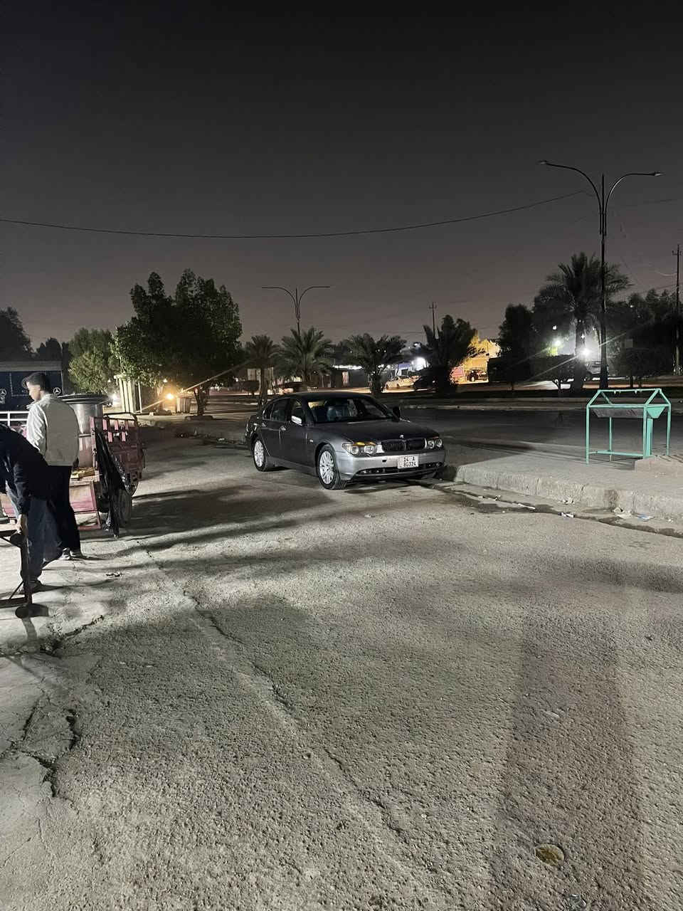 سلام عليكم باخره موديل 2002 باب قصير حجم 745 اصل وفصل سياره مكفوله من دكه جاكوج ومعجون وضربه بيه جراد قليل جاملغ امامي كهربائياته مكفوله من جطل وتيب وكله شغاله محرك كير تبريد حداديه كله شرط بيبان وجنطه شفط المهم مواصفاته معروفه الباخره رقم وهزه وسنويه جديد بسم صاحبي مكاني حله  سعره 115 واتساب ***********
