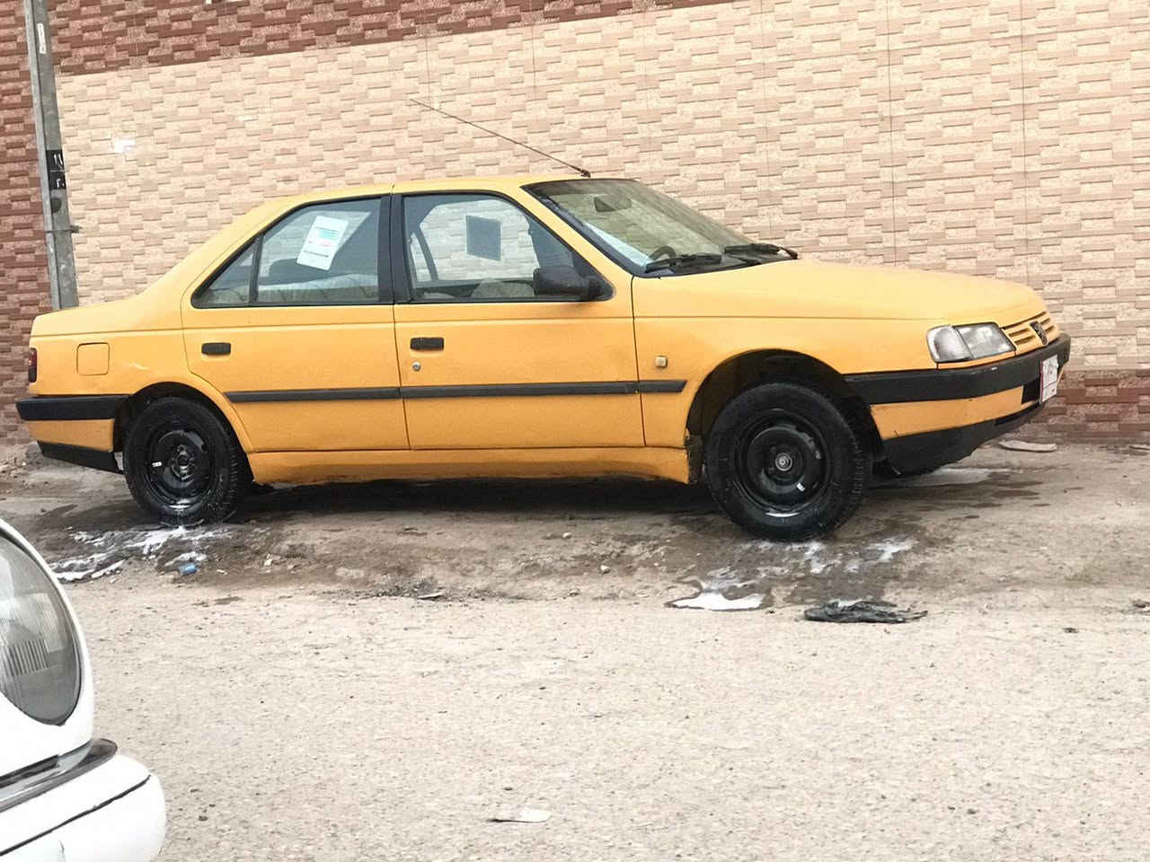 مديل 2010
مكينه كايمه 
سنويه نافذه 
حداده جديده 
تخم تاير جديد العنوان ميسان عرضات 
***********
السعر ٢٤
