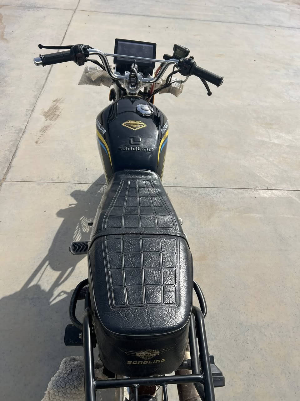 سلام عليكم تايكر أربعه كير نضيف صارله شهر من نزلته تواصل***********. سعر775 مكاني الحسينيه مال راشديه
