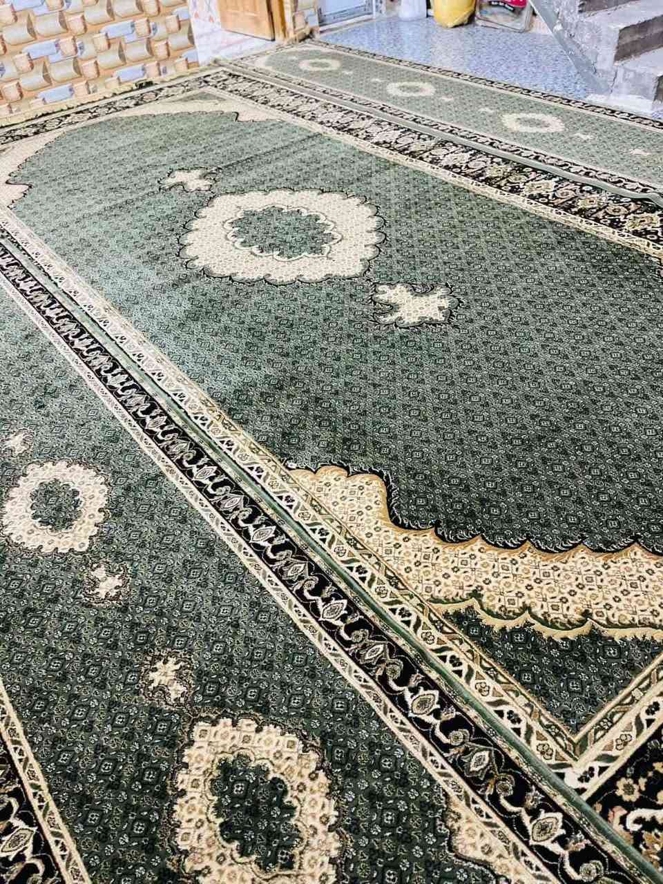 السلام عليكم كاونتر للبيع تسكام مرمر 
برده طول 3وربع مستخدم شهر واحد بعدها جديده كلش للبيع 
زوليه طول 6والعرض 3للبيع هيه ومداتها نظيفه كلش 
الاستفسار خاص ***********
