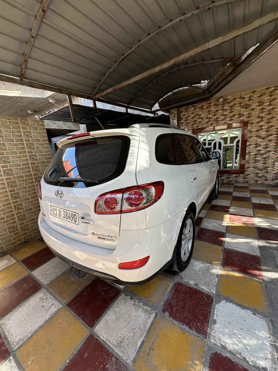 السلام عليكم سنتافي موديل 2011رقم بغداد مكينه 6سلندر فول موصفات السياره جاهزه من كير مكينه حداديه تخم تاير جديده السياره مال جناي بيه صبغ قبق الجنطه ورش باب الصدر اثر شخط بدون فتح وتبديل وبارد السعر 158 وبيه مجال للشراي وبالخدمه مكان السياره بابل ناحيه النيل 
للاستفسار ***********
