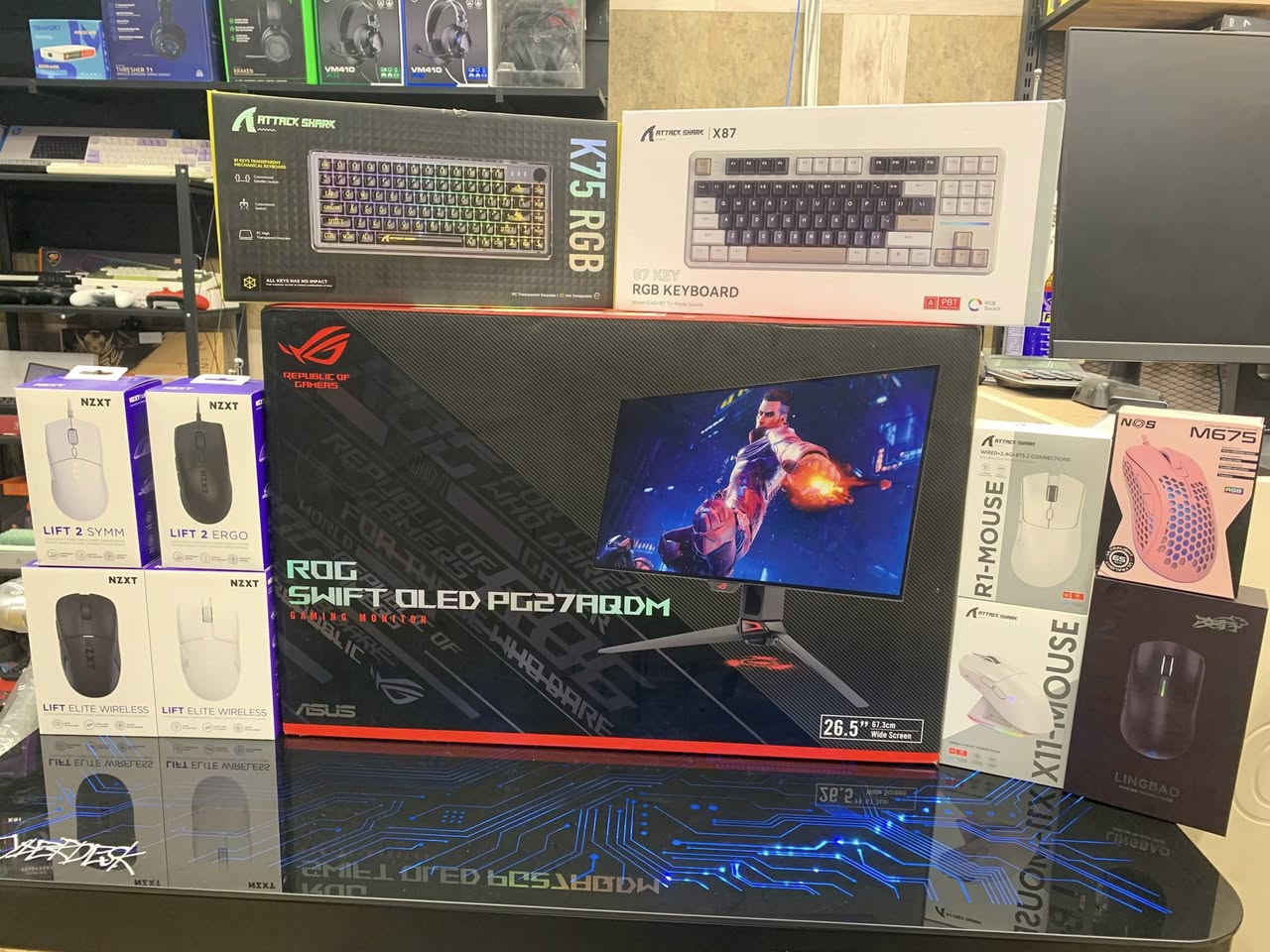 سلام عليكم 
اشياء كومبيوتر جديد اكو سعر جملة 
اكو توصيل كل محافظات 
Asrock oled
Mouse keyboard headset mousepad


**إذا كنت صاحب هذا الإعلان وتريد حذفه لأي سبب، رجاءا أرسل رسالة إلى الدعم الفني**