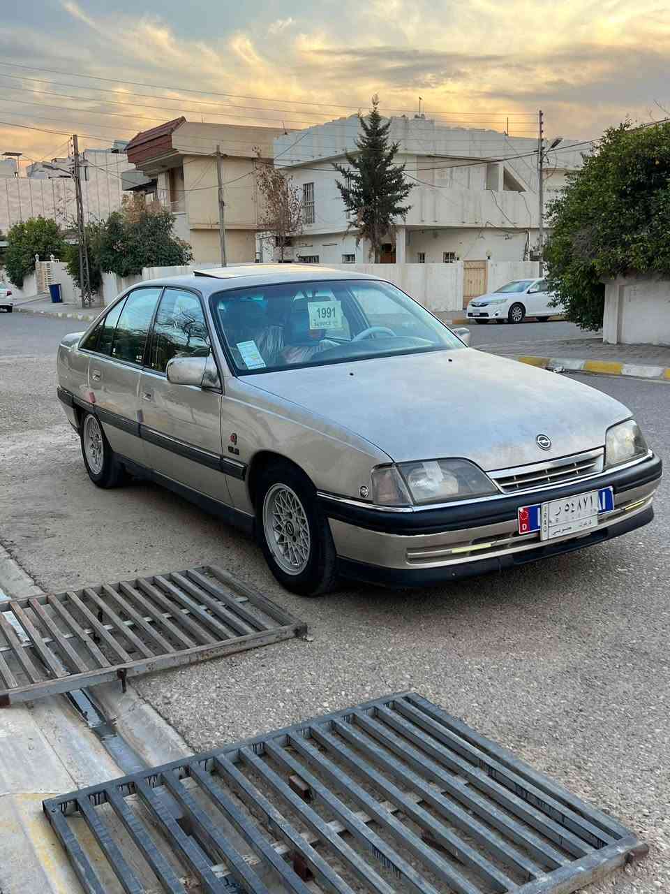 سلام عليكم اوبل اوميكا موديل 1991سياره بدون ضربة صبغ بلادي رقم كركوك تحويل ثاني يوم محرك شرط لا صرف لا بخار سياره كير اوتاماتيك حدادية جديد بطارية جديد تايرات جديد سياره جاهزة من كل نواحي بيها هاف خفيف بالنمرة ثالث فقط السعر 37ورقة بيها مجال لطيبين اتصال استفسار اتصل على رقم ***********
